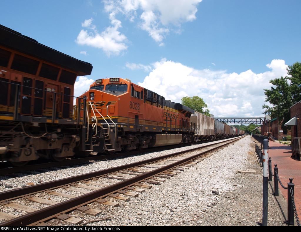 BNSF 8028